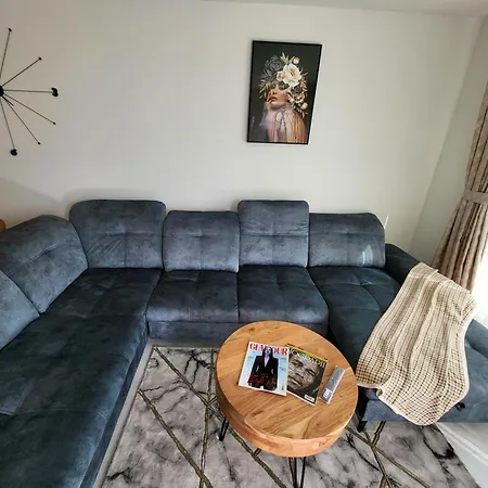 Sea View Luxury Appartment-parking Apartment