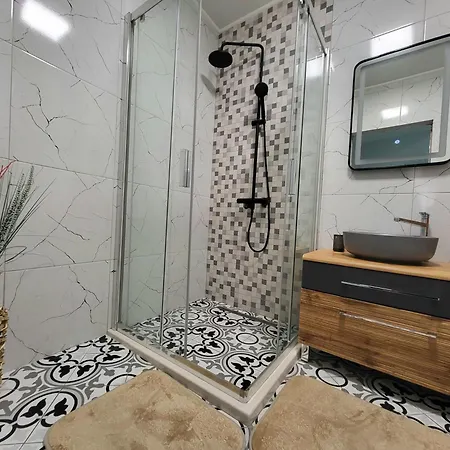 Sea View Luxury Appartment-parking Apartment Varna