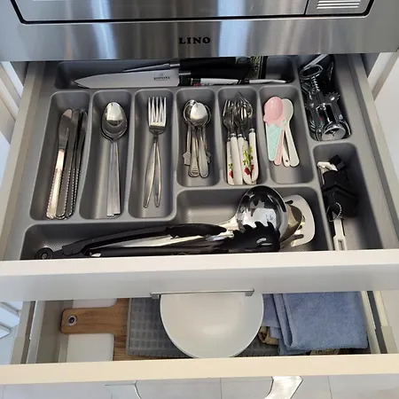 Sea View Luxury Appartment-parking Apartment