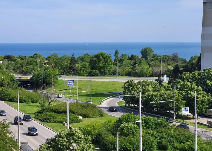 Apartment Sea View Luxury Appartment-parking Varna
