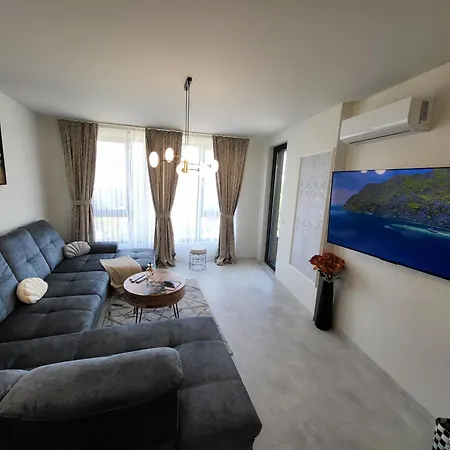 Sea View Luxury Appartment-parking וארנה
